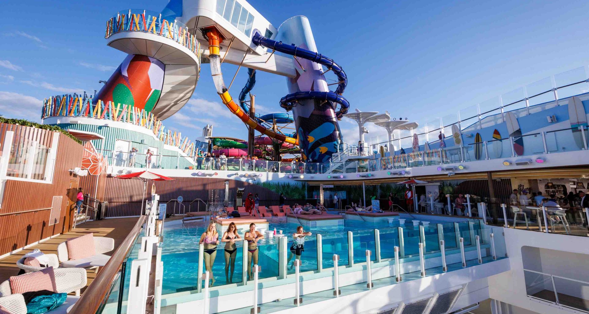 Royal Caribbean Announces New Short Getaways to the Tropics for 2025-26 - Alvinology