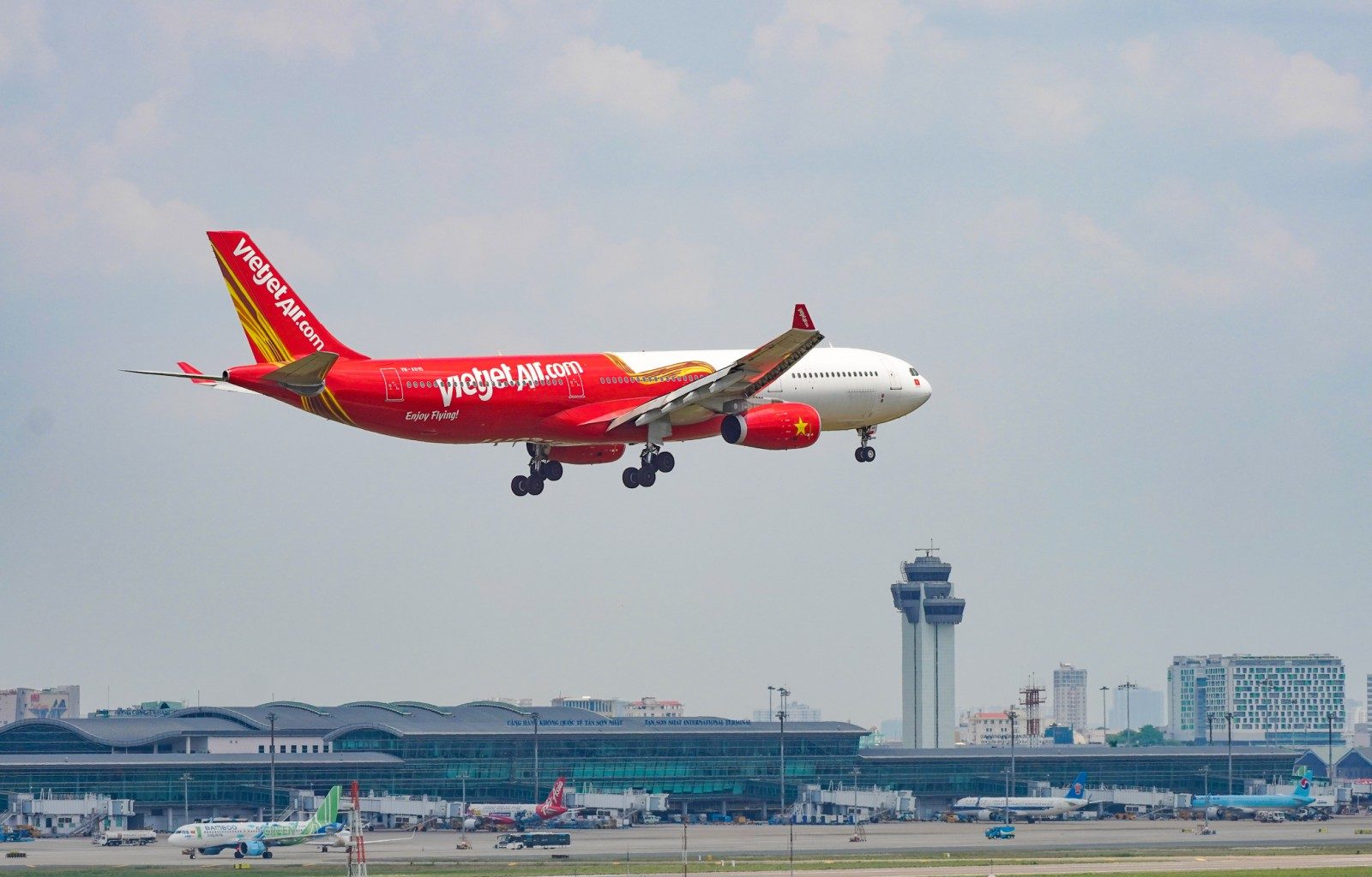 Vietjet Rings in the Year of the Dragon with Unbeatable Flight Deals Starting from Just USD0 - Alvinology