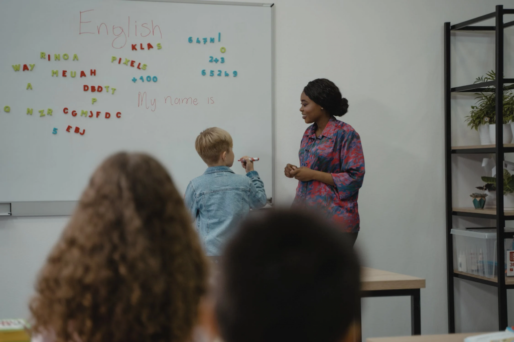 7 Tips for Collaborating with Experts to Support Your Child's Learning 7 Tips for Collaborating with Experts to Support Your Child's Learning - Alvinology