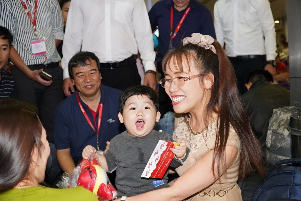 Empowering Dreams: Nguyen Thi Phuong Thao's Vision for Vietjet Air - Alvinology