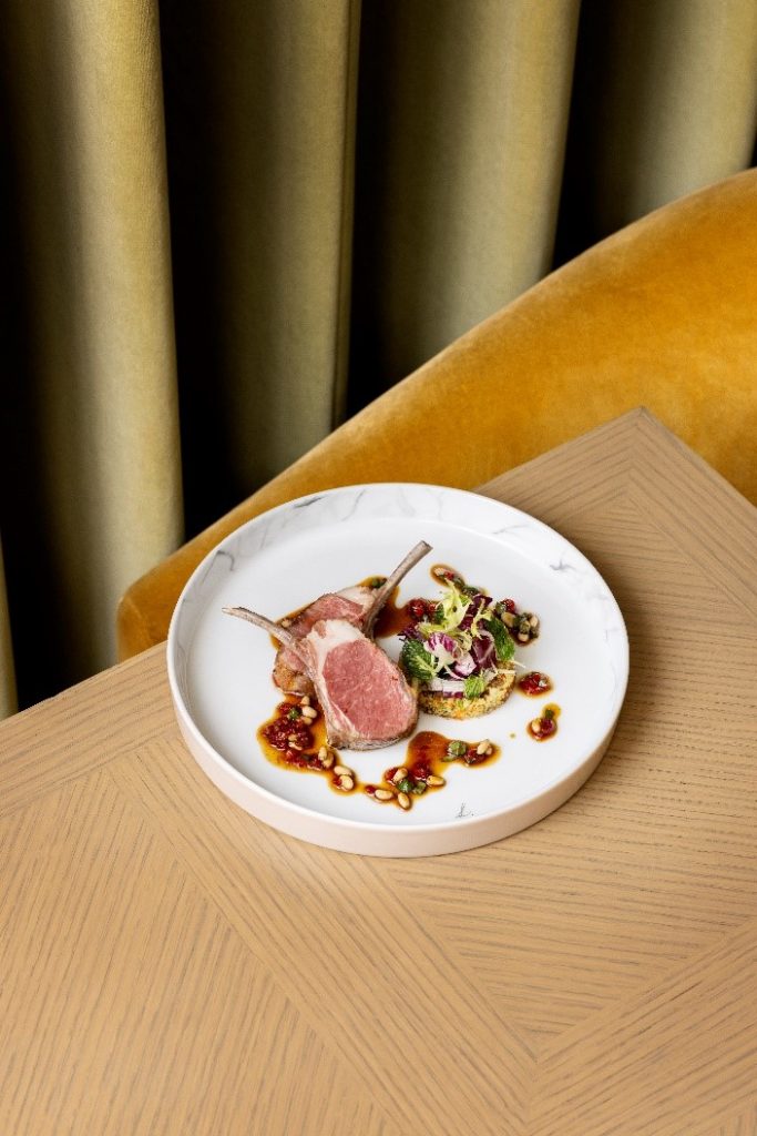 Cathay Pacific Elevates In-Flight Dining with Michelin-Starred French Cuisine - Alvinology