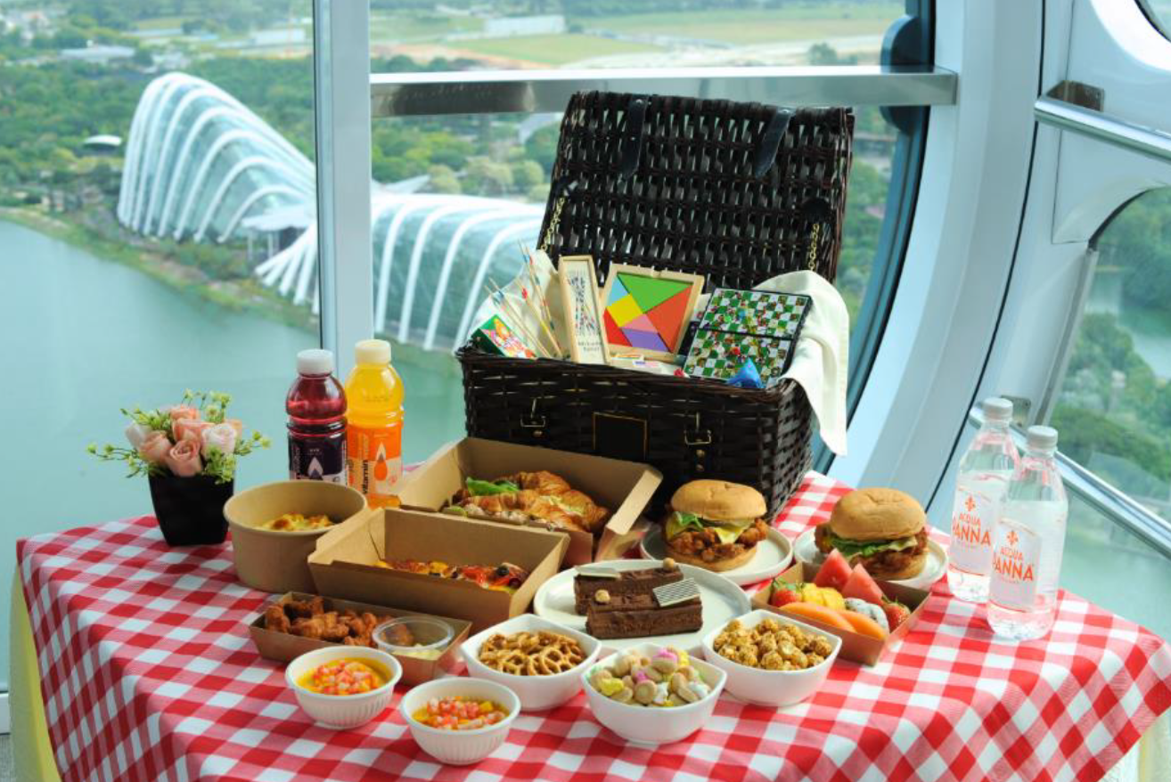 Singapore Flyer Presents Picnic in the Sky and Free Rides for Kids this March School Holidays - Alvinology