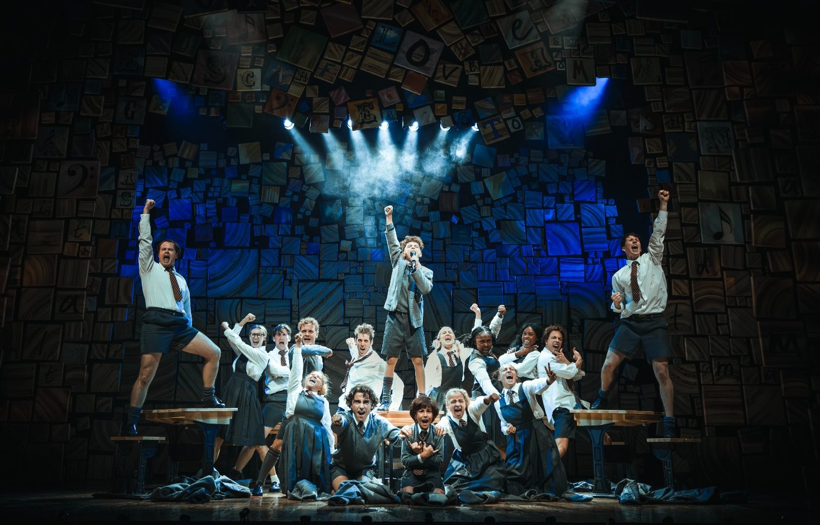 [Review] Matilda The Musical Returns to Singapore: A Spectacle for All Ages - Alvinology