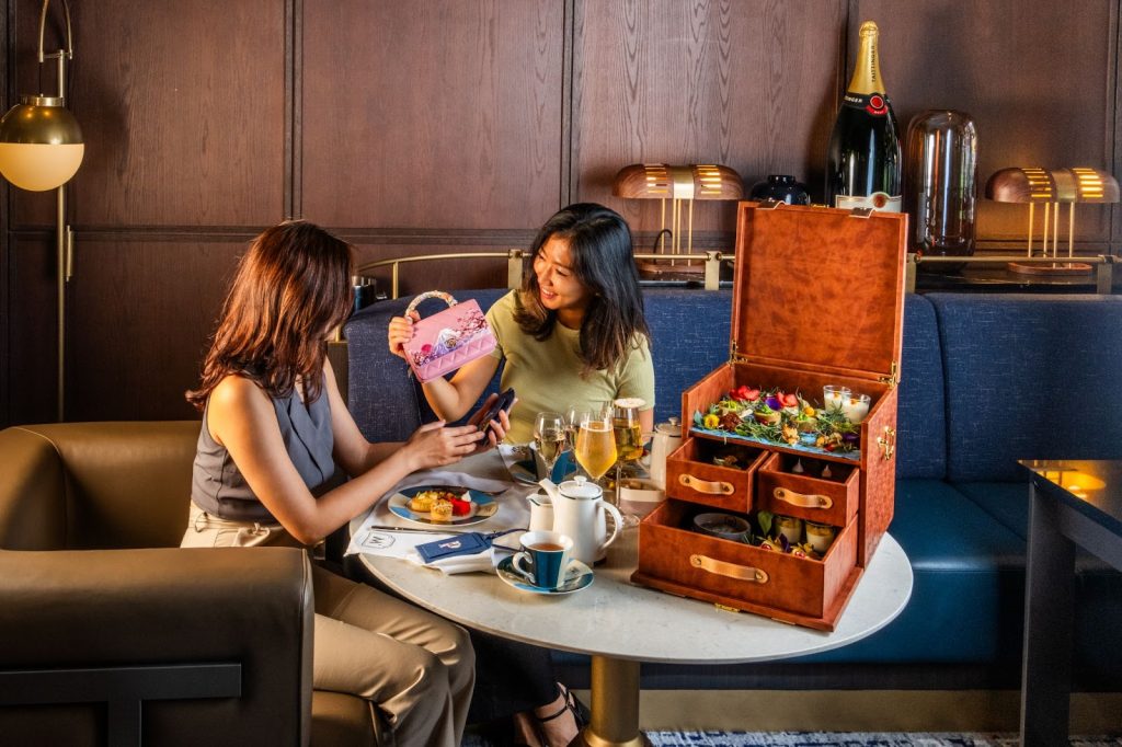 Indulge in Artistic Delights at Pullman Singapore Hill Street's Bloom & Brushes: Spring Afternoon Tea with Wendy - Alvinology