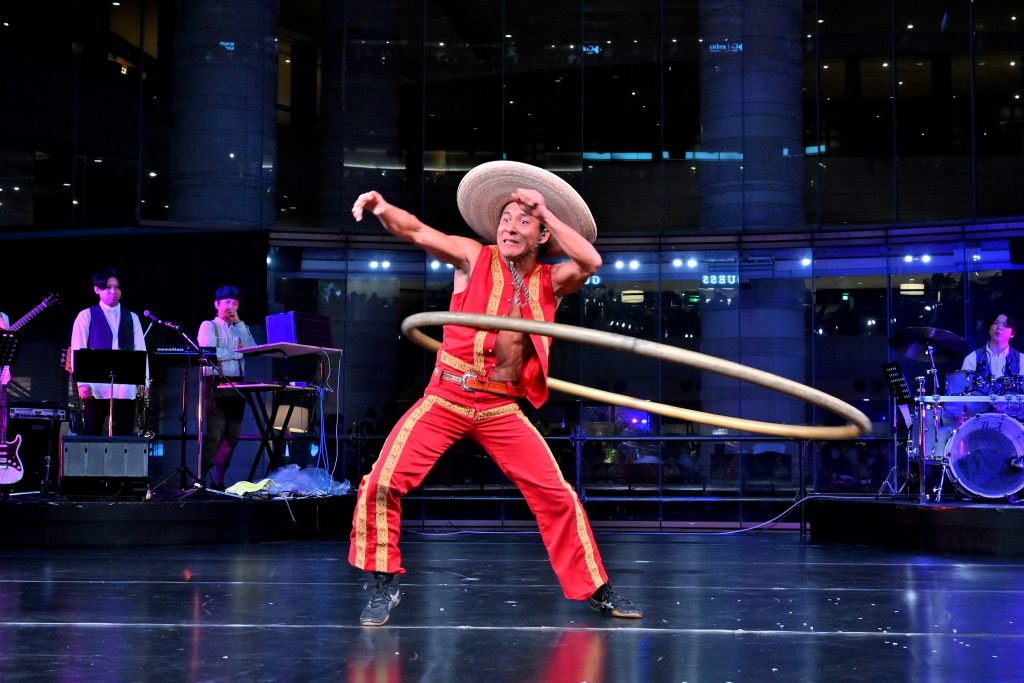 CQ Streetfest: A Global Extravaganza Descends Upon CQ @ Clarke Quay - Alvinology