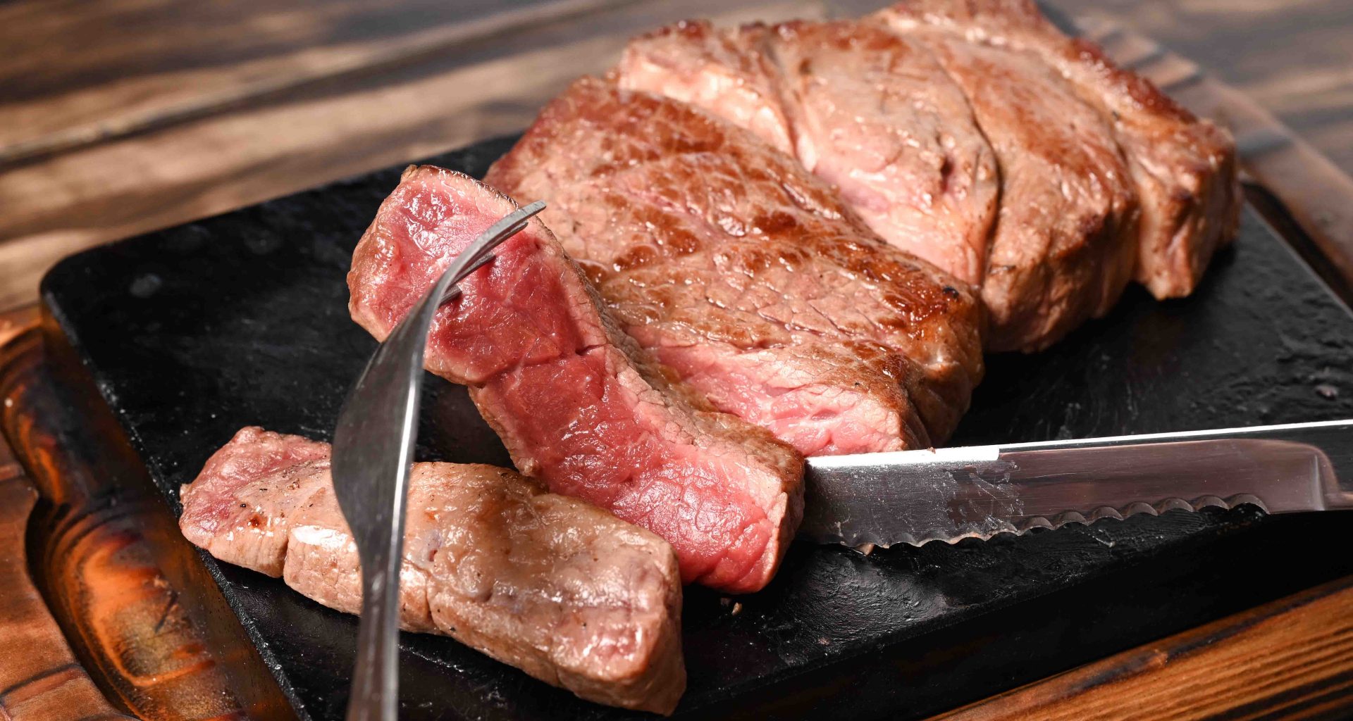 Yappari Steak Debuts in Singapore: Elevating Steak Dining with Premium Cuts and Interactive Lava Stone Experience - Alvinology