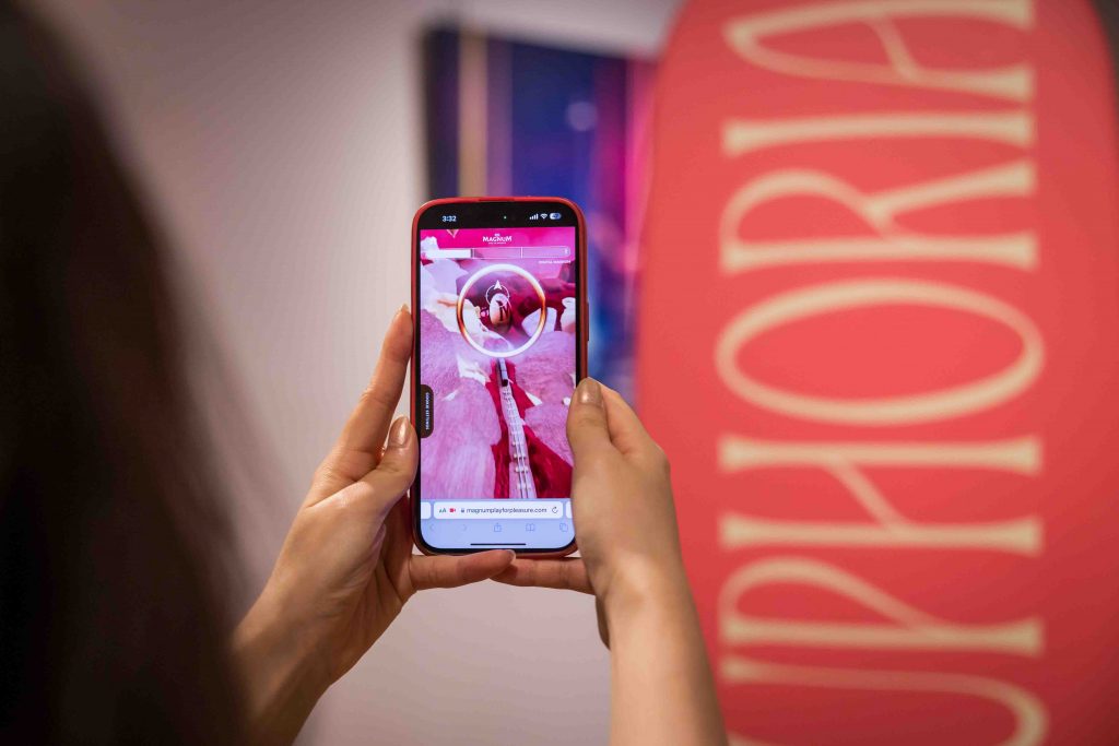 Step into a World of Indulgence: Magnum Launches Pleasure Express Range and Beyond Worlds Exhibition at the ION Art Gallery Step into a World of Indulgence: Magnum Launches Pleasure Express Range and Beyond Worlds Exhibition at the ION Art Gallery - Alvinology