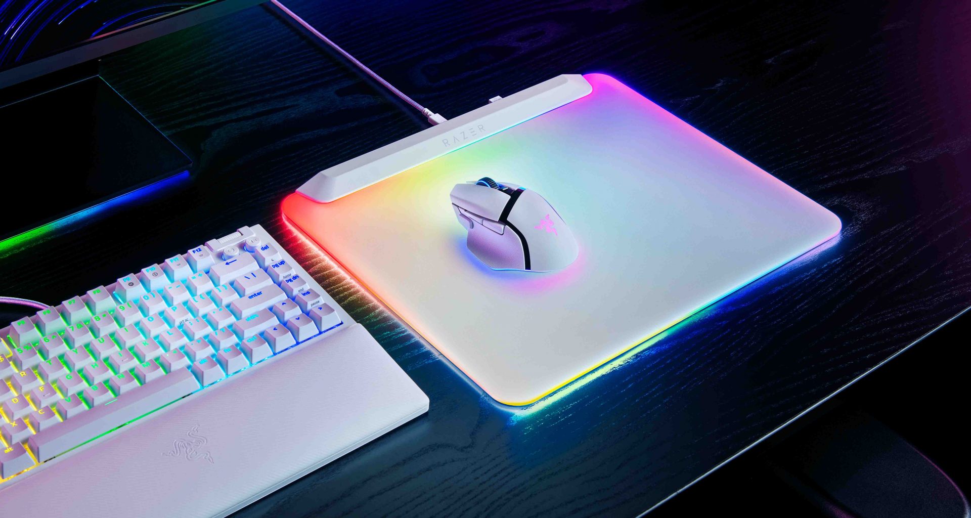 Introducing the Razer Firefly V2 Pro: The World's First LED Backlit Gaming Mouse Mat - Alvinology