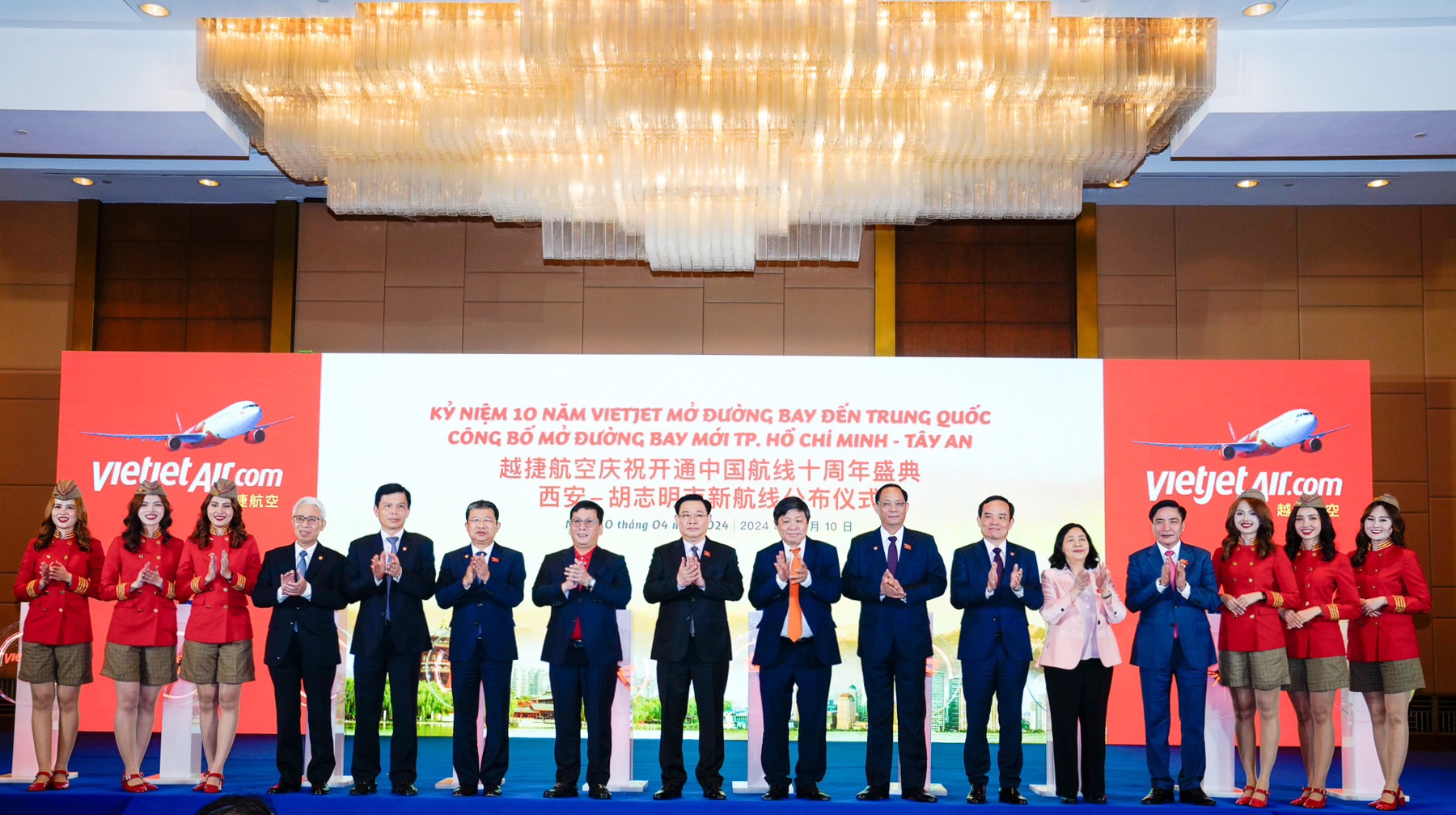 Vietjet Celebrates 10 Years of China Operations and Expands Flight Network in 2024 - Alvinology
