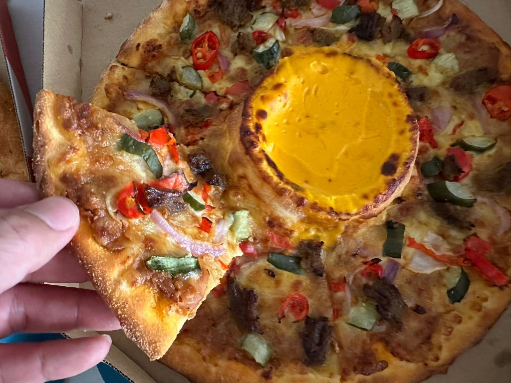 [Review] Satay Pizza Anyone? We Tried Domino's New Sate Pizza - Alvinology