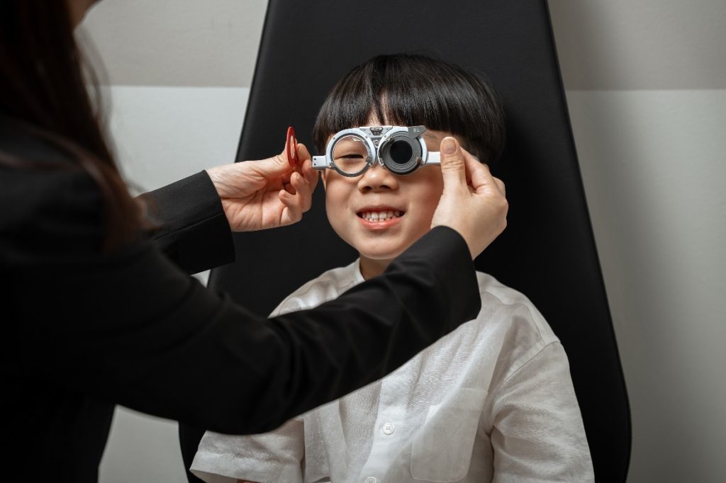 Spectacle Hut Expands Reach with Inaugural Store at SingHealth Campus - Alvinology