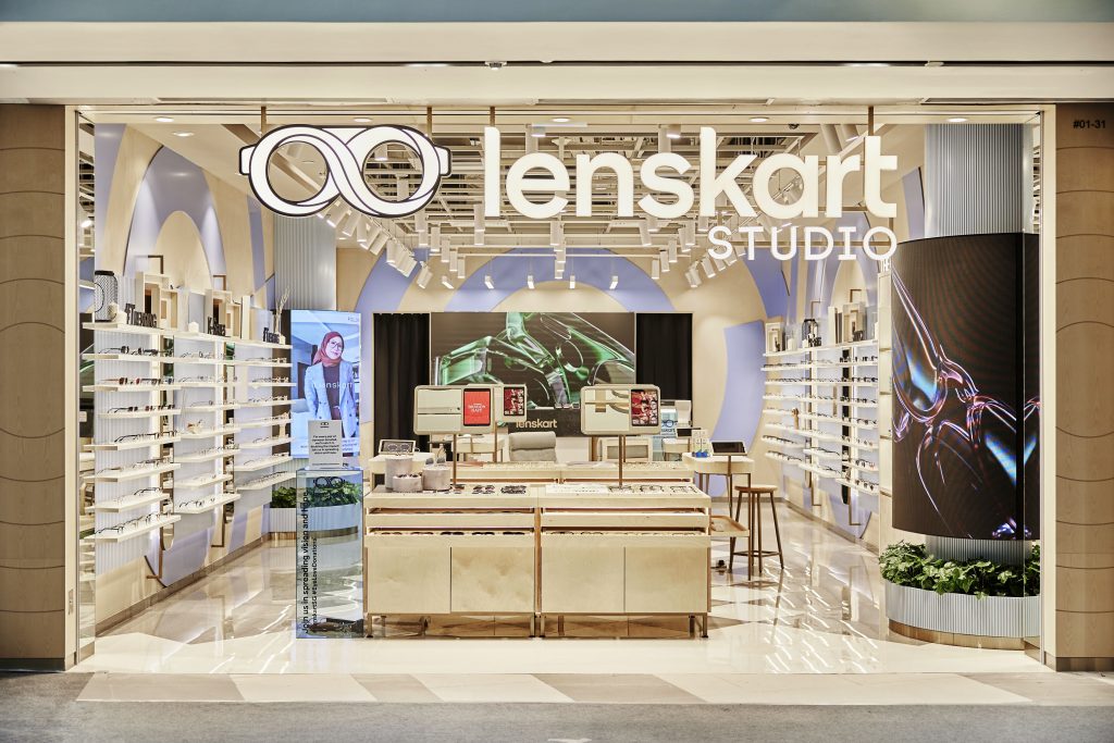 Lenskart Opens First Lenskart Studio in Singapore at Tampines 1, Debuts Switch Collection - Alvinology