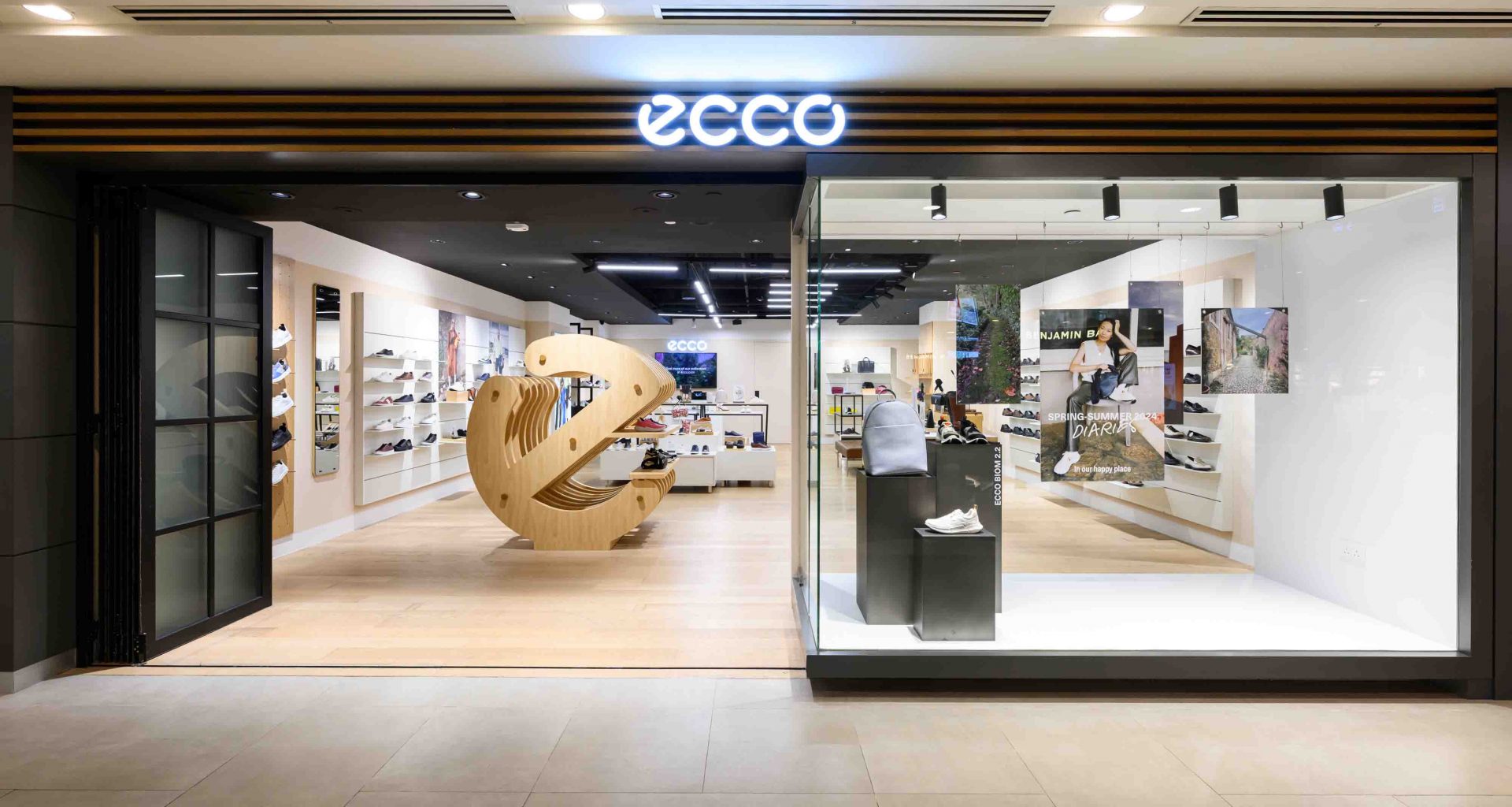 ECCO Announces Its Largest Concept Store Yet in Singapore’s Plaza Singapura - Alvinology