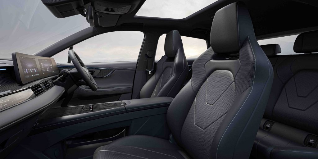 Vertex Automobile Launches Omoda E5 Electric Vehicle: Designed for the City, Crafted for Comfort - Alvinology