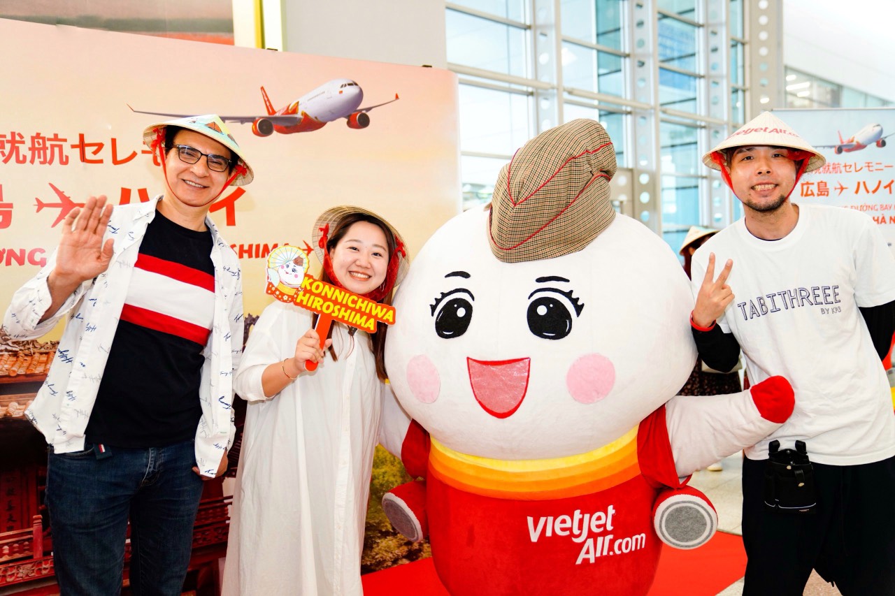 Vietjet Now Has a Direct Flight from Hanoi to Hiroshima - Alvinology