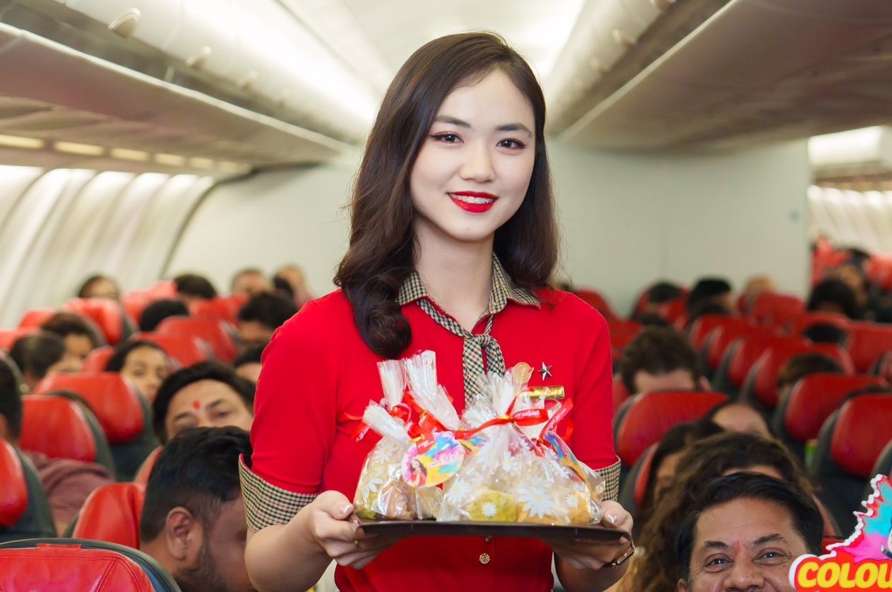 Vietjet Honored with Top Awards for 2024: ‘Best Ultra Low-Cost Airline’ and ‘Best Low-Cost Airline Onboard Hospitality’ - Alvinology