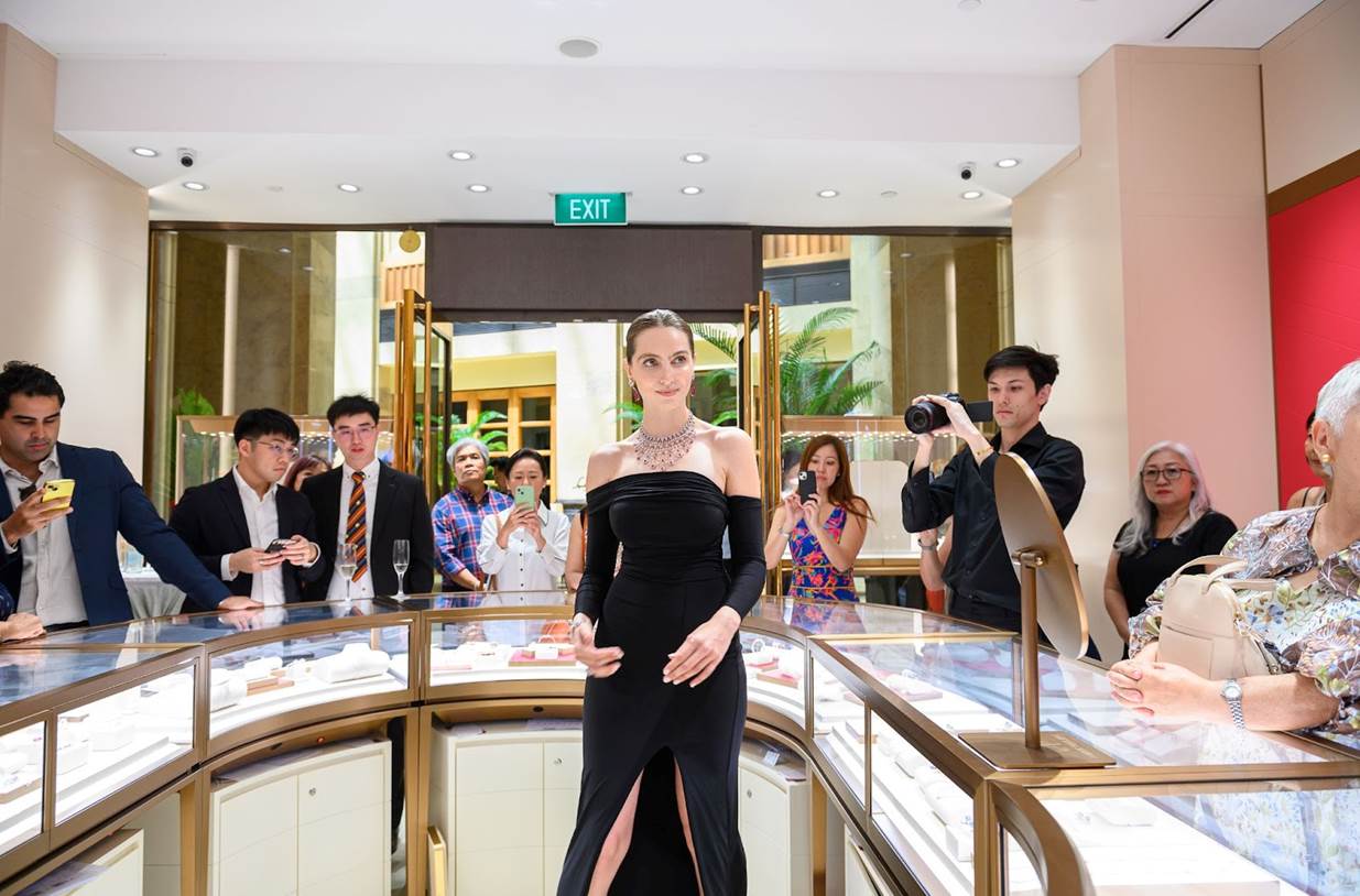 Amee Philips Shines Bright with the Opening of its First Overseas Boutique in Singapore - Alvinology