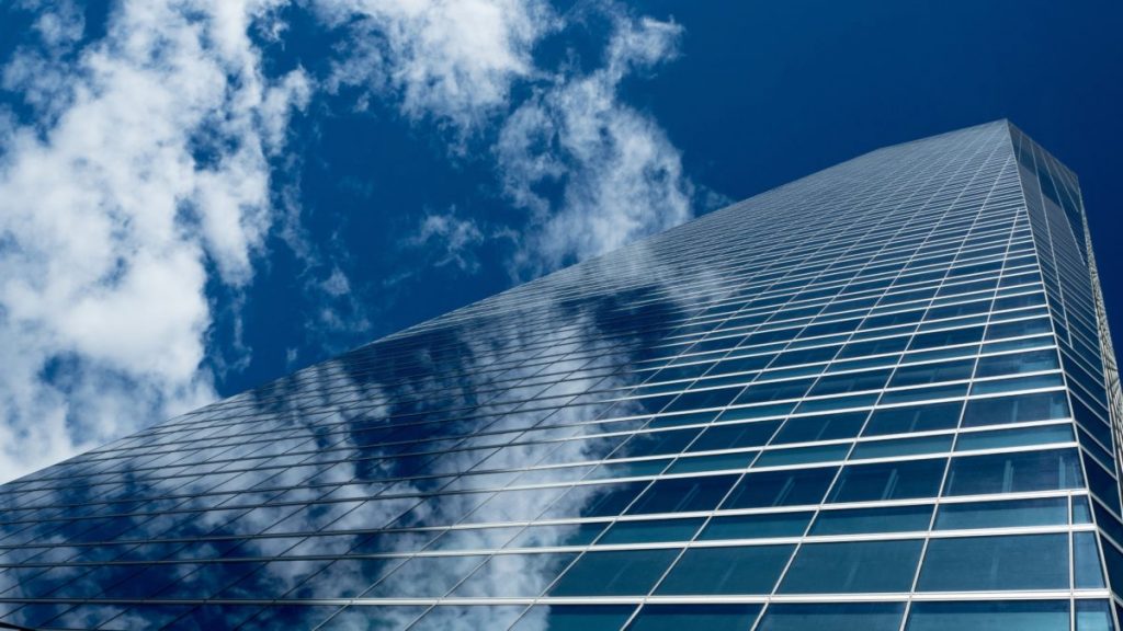 Efficient Commercial Solar Panel and Window Cleaning Services for Spotless Surfaces and Sustainable Energy Performance - Alvinology