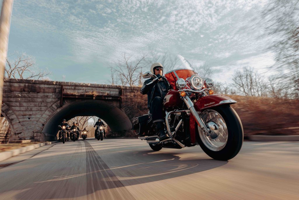 Harley-Davidson Unveils 2024 Icons Motorcycle in Singapore: Hydra-Glide Revival Model Debuts at 'The Bikeriders' Exclusive Premiere - Alvinology