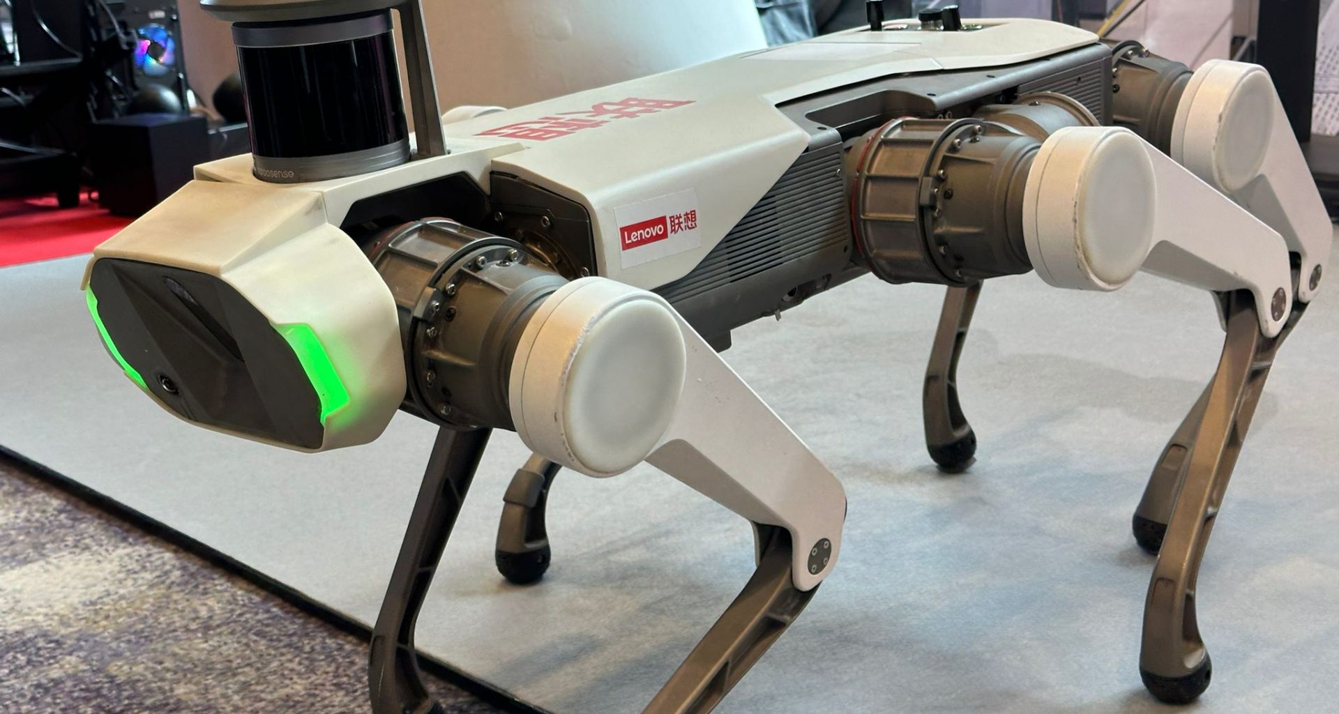 Lenovo TechDay 2024 Showcases AI Solutions to Boost Singapore's Productivity, Debuts Six-legged AI-powered Robot Dog, Daystar Bot GS - Alvinology