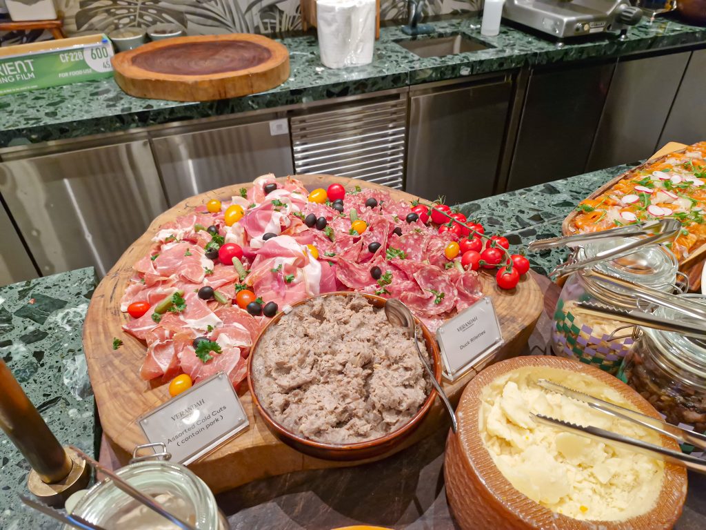 Barbecue buffet extravaganza at Verandah Rooftop Rotisserie from just $28+/pax Barbecue buffet extravaganza at Verandah Rooftop Rotisserie from just $28+/pax - Alvinology