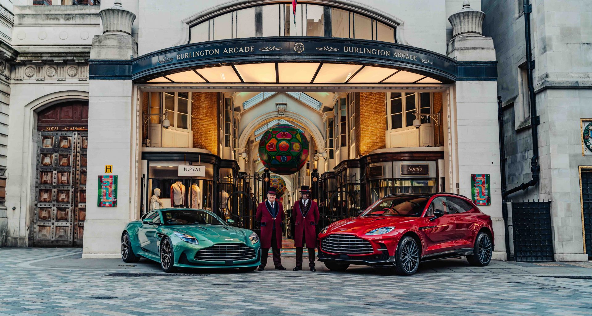 Aston Martin Celebrates Goldfinger's 60th Anniversary with 007-Inspired Secret Experience in London - Alvinology