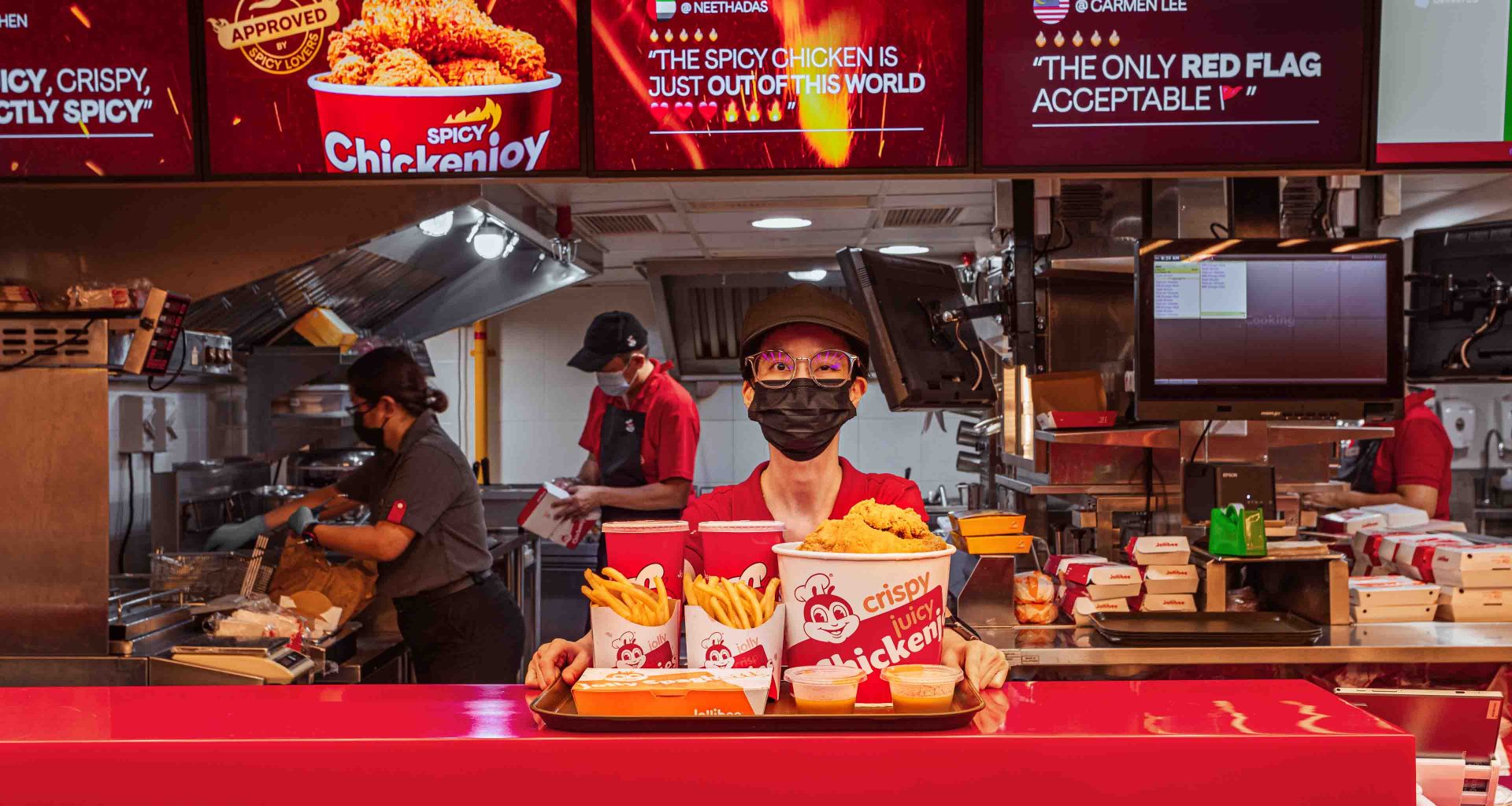 Jollibee Returns to Lucky Plaza with a New and Improved Location, and Exciting Opening Promotions - Alvinology