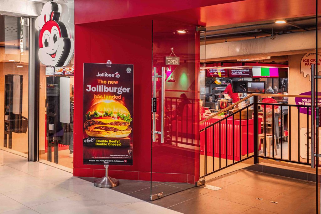 Jollibee Returns to Lucky Plaza with a New and Improved Location, and Exciting Opening Promotions Jollibee Returns to Lucky Plaza with a New and Improved Location, and Exciting Opening Promotions - Alvinology