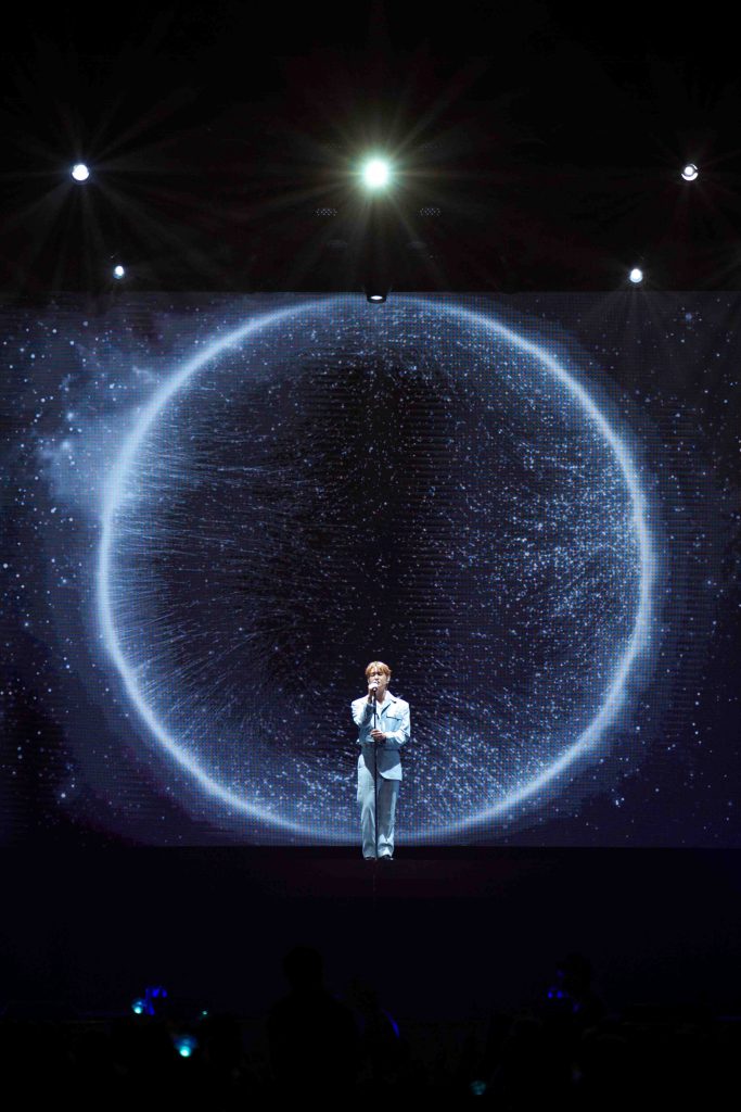 Fans Unite for a Memorable Evening with Onew at the ‘GUESS! Onew FanMeeting 2024’ in Singapore - Alvinology