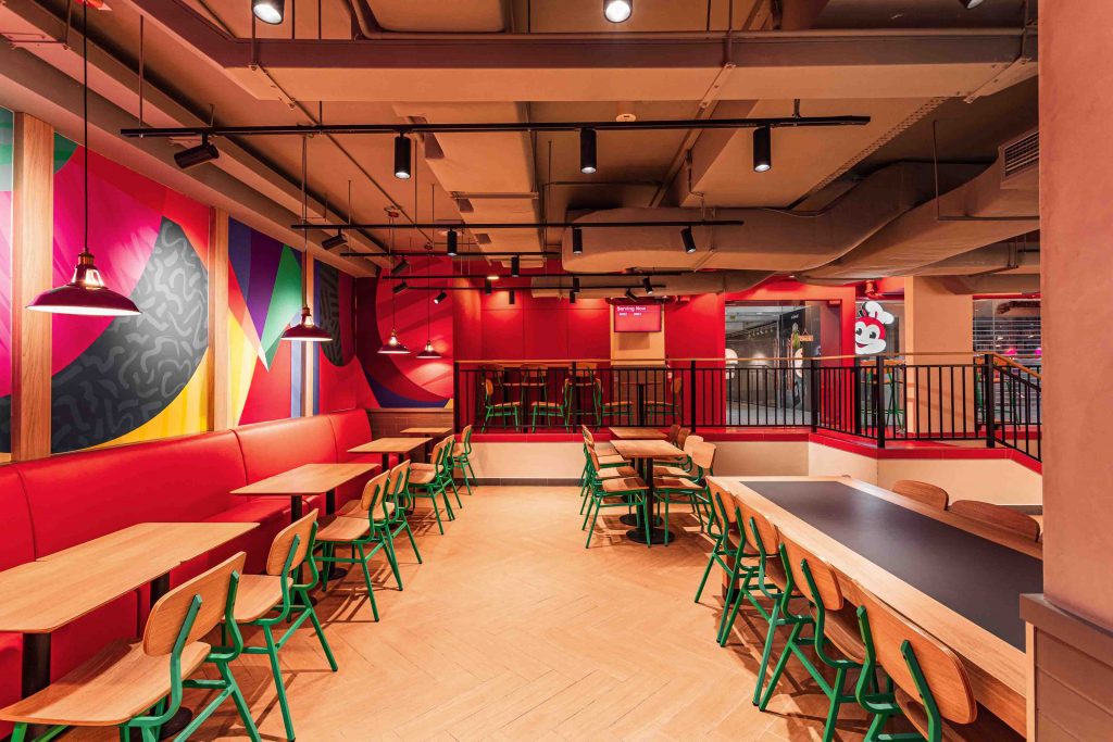 Jollibee Returns to Lucky Plaza with a New and Improved Location, and Exciting Opening Promotions Jollibee Returns to Lucky Plaza with a New and Improved Location, and Exciting Opening Promotions - Alvinology
