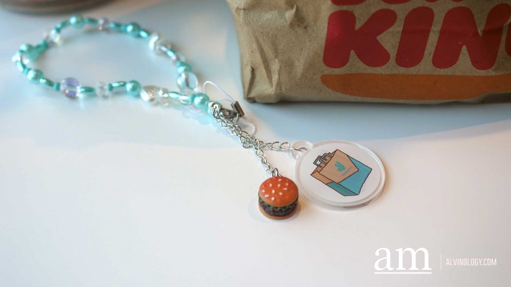 [Promotion] Deliveroo Celebrates Return of Burger King's Rendang Classics with Beaded Phone Straps This National Day - Alvinology