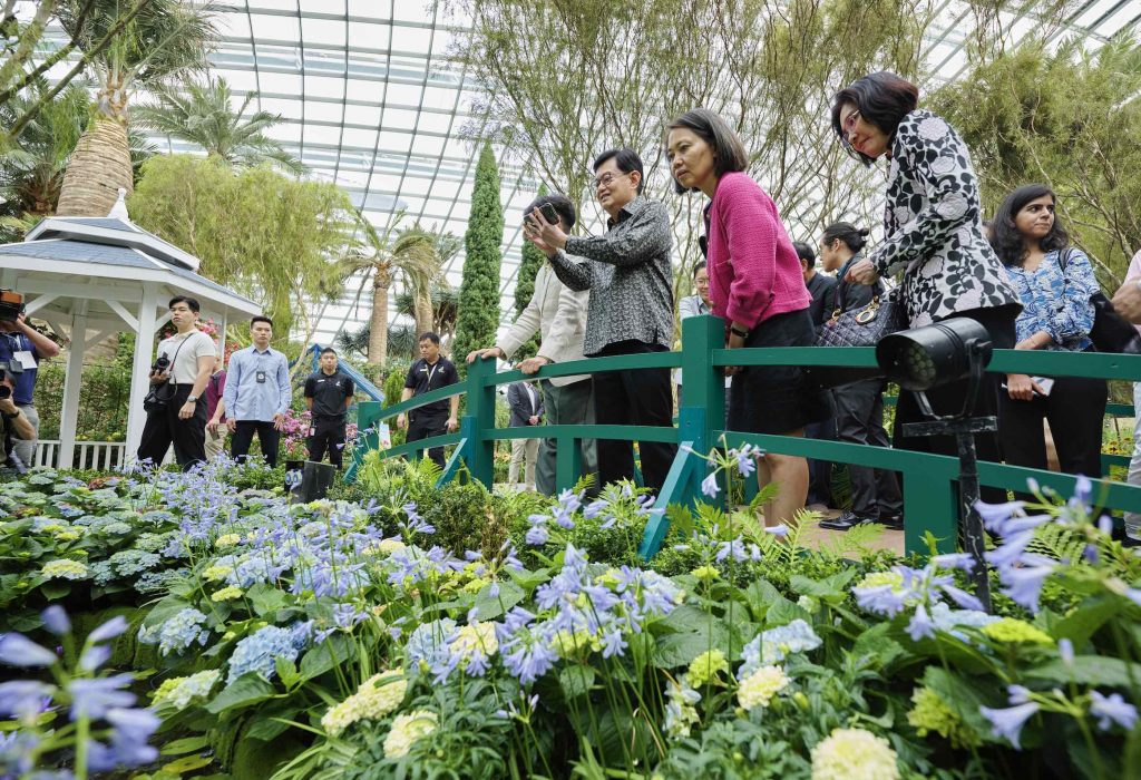 Impressions of Monet Opens at Gardens by the Bay - Immerse into the World of Monet, both in a Physical Garden and a Digital Experience - Alvinology