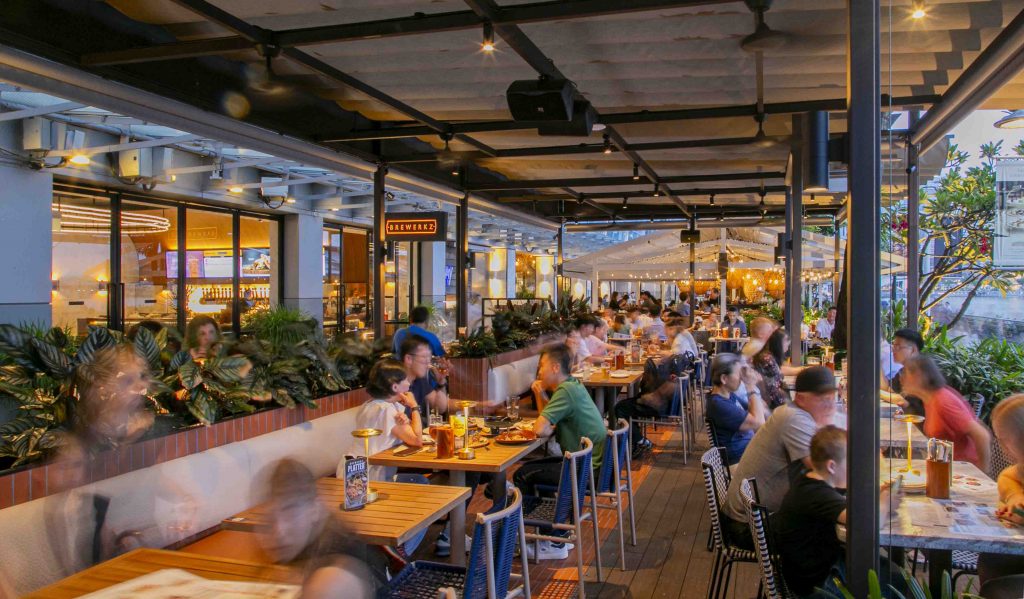 Brewerkz One Fullerton Reopens with Stylish New Look and Fresh Menu, Keeping the Craft Brewery Spirit Alive - Alvinology