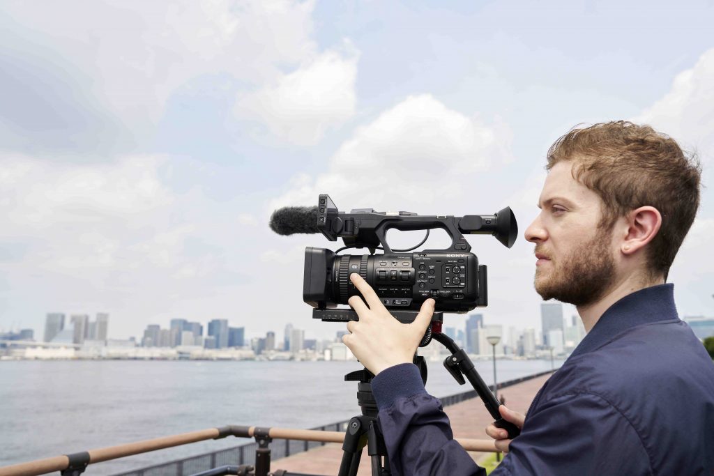 Sony Introduces Two New 4K Handheld Professional Camcorders with Advanced AI Features and 20x Optical Zoom Lens - Alvinology