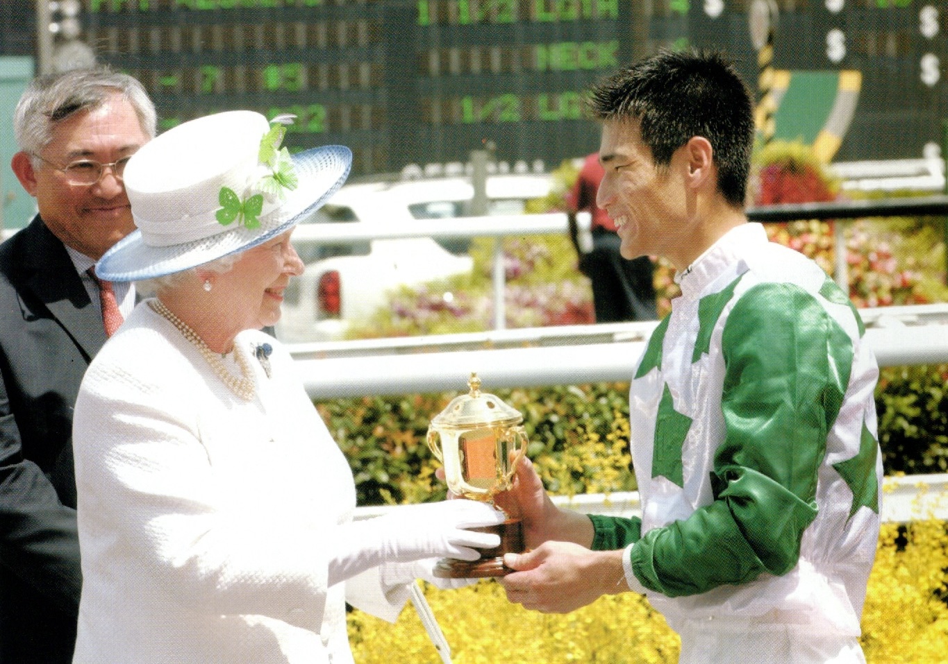Singapore Turf Club Offers Free Admission for Queen Elizabeth II Cup 2024 If You Register Early - Alvinology