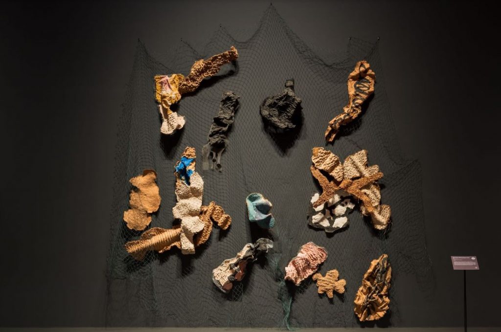 Discover Teo Eng Seng's Witty Negotiations of Society and Self at National Gallery Singapore - Alvinology