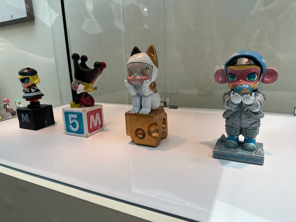 Celebrate POP MART's Molly's First Anniversary in Singapore At Dedicated Molly Pop-up Store in Bugis Junction Celebrate POP MART's Molly's First Anniversary in Singapore At Dedicated Molly Pop-up Store in Bugis Junction - Alvinology