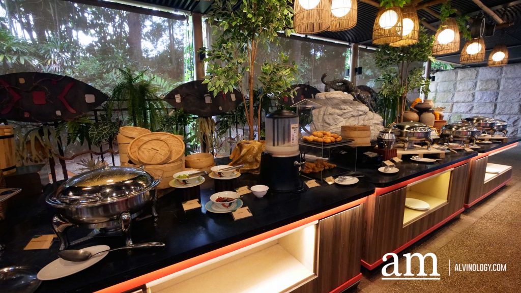 Mandai Wildlife Group Introduces Two New Experiences at Singapore Zoo - Enhanced Breakfast in the Wild with Animal Interactions and Elephant Encounters Backstage Pass - Alvinology