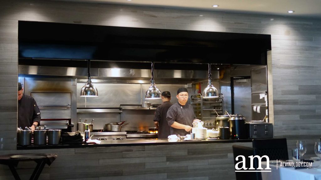 [Review] Morton's The Steakhouse Introduces Limited Time 3-Course Dinner Sharing Menu At S$328 For Two - Alvinology