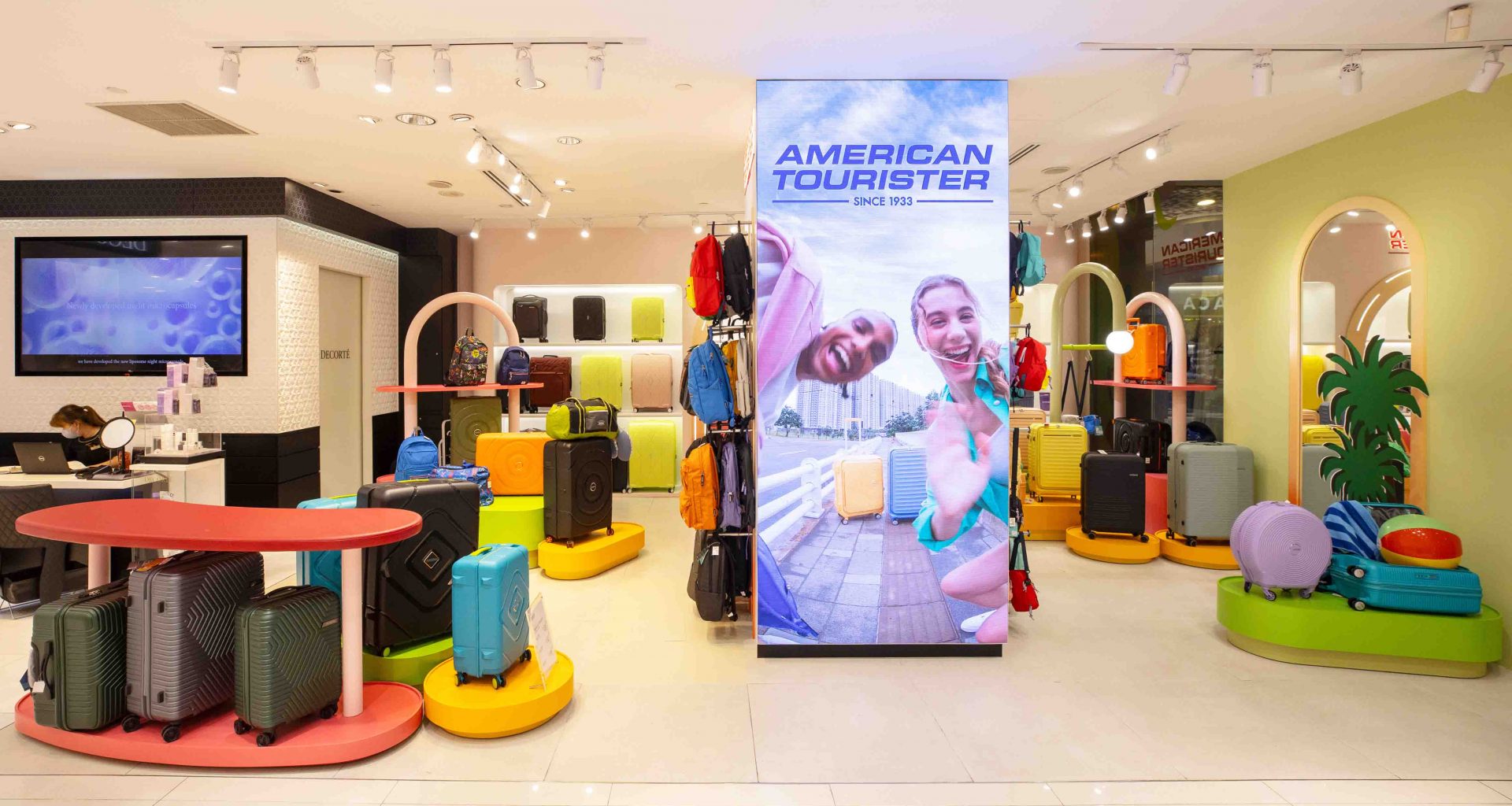 American Tourister Opens First Concept Store in Singapore at BHG Bugis - Alvinology