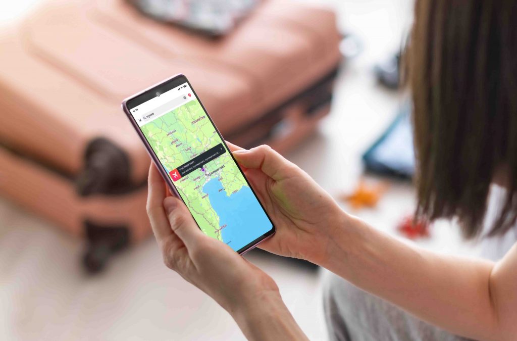 Tinder Launches “Solo Traveler’s Guide to Tinder Passport” for Solo Adventurers - Alvinology
