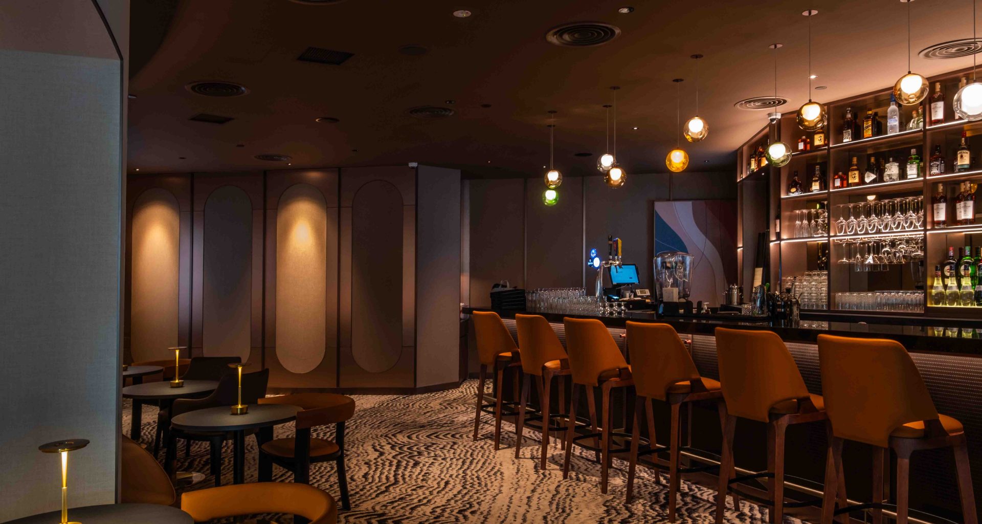 Carlton Hotel Singapore Introduces TUX Bar & Lounge: A New Destination to Sip, Savour, and Unwind - Alvinology