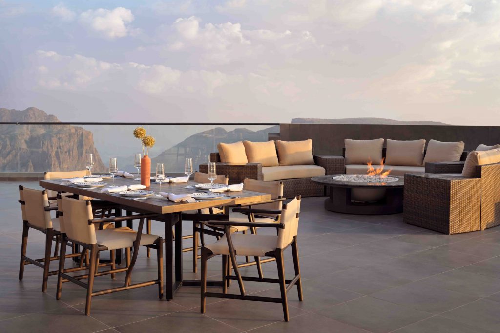 Hotel Indigo Jabal Akhdar Resort & Spa Opens in Oman’s Scenic Mountains - Alvinology