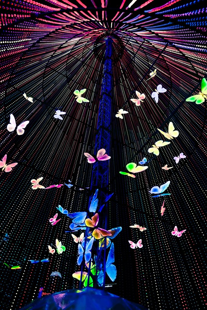 ILLUMI Lights Up Singapore: World’s Largest Multimedia Event Now Open - Alvinology
