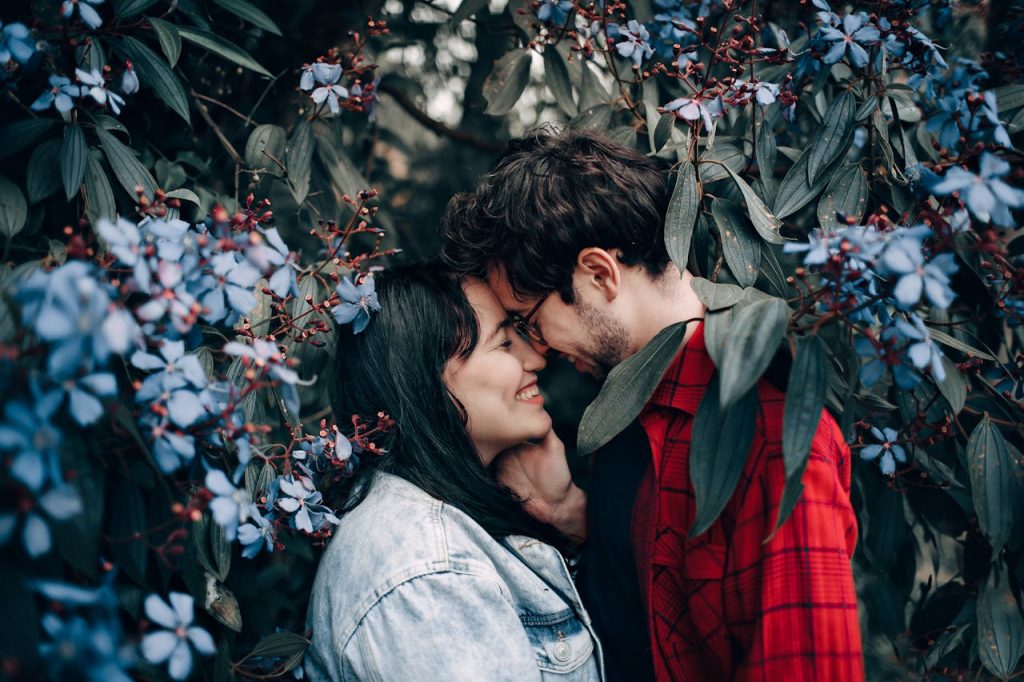 10 Unique Date Ideas That Go Beyond Dinner and a Movie - Alvinology