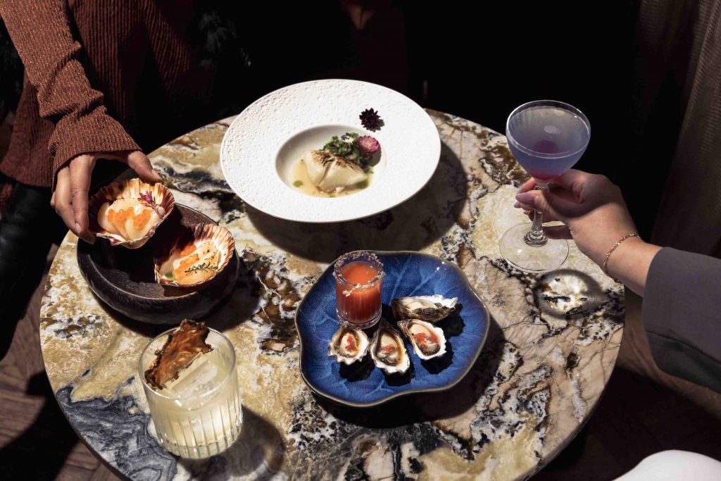 Brooksy Bar: Redefining Sydney's Hotel Bar Scene with 1920s Charm - Alvinology