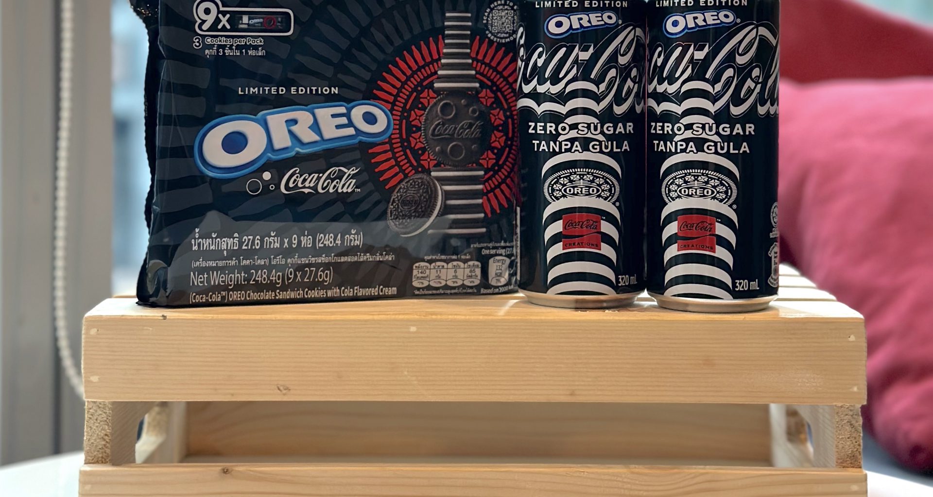 [Review] Coca-Cola x OREO: OREO Coca-Cola Sandwich Cookie and Coca-Cola OREO Zero Sugar Limited Edition - Alvinology