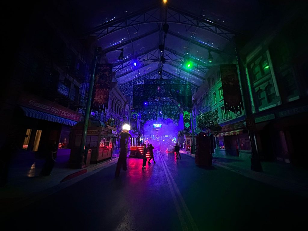 [Review] Team Wang Design's Under the Castle Haunted House and More Spooky Highlights from Resorts World Sentosa's Universal Studios Singapore Halloween Horror Nights 12 - Alvinology