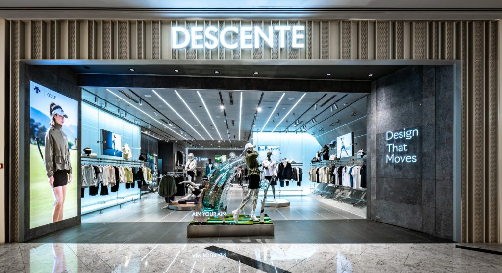 Japanese Sportswear Brand DESCENTE Opens Third Store in Singapore at Raffles City - Alvinology