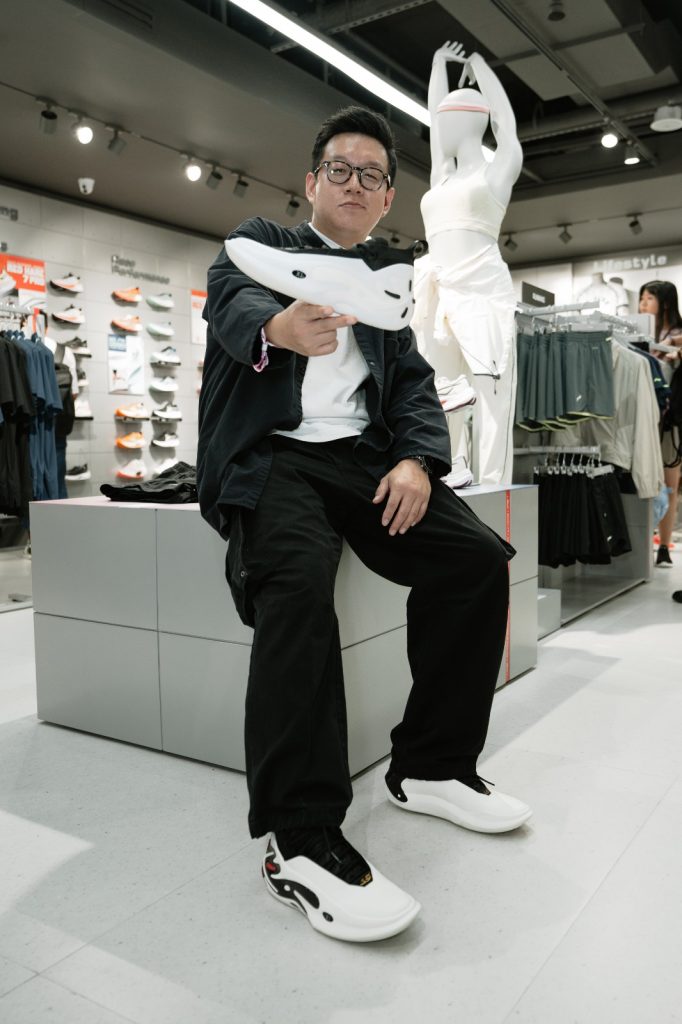 [15% OFF OPENING PROMOTION] LI-NING Opens Two New Stores in Singapore at Plaza Singapura and Bugis+ - Alvinology